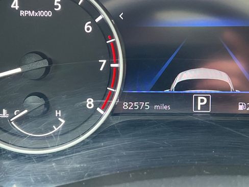 Used 2022 Nissan Sentra SV w/ SV Premium Package image 35