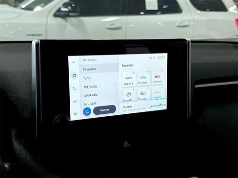 Used 2024 Toyota RAV4 SE image 18