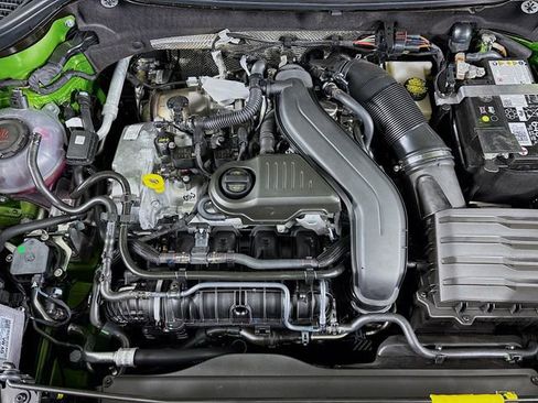 New 2026 Volkswagen Taos SE AWD/4WD image 31
