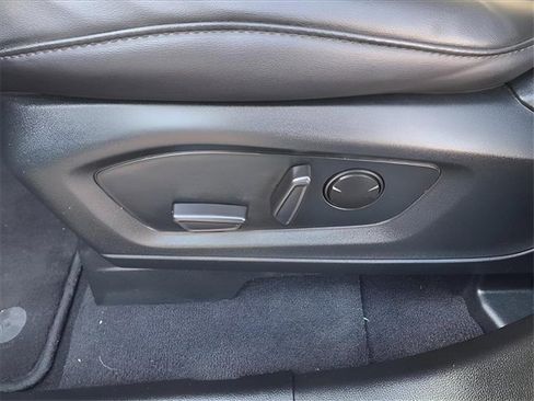 Used 2023 Ford Explorer XLT w/ Equipment Group 202A image 20