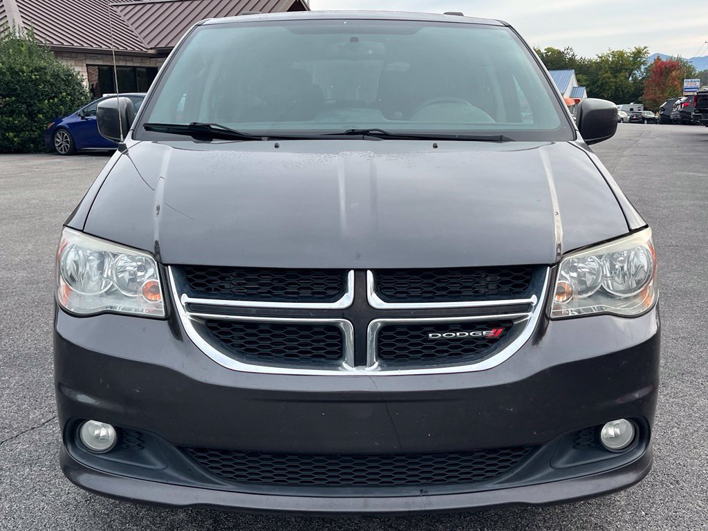 Used 2017 Dodge Grand Caravan SXT FWD image 2