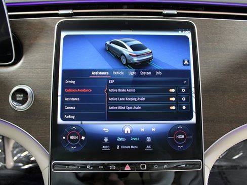 Used 2022 Mercedes-Benz EQS 450+ Sedan image 27