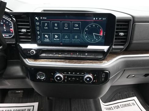 Used 2024 GMC Sierra 1500 SLE image 18