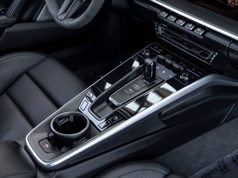 Certified 2025 Porsche 911 Turbo S AWD/4WD image 48