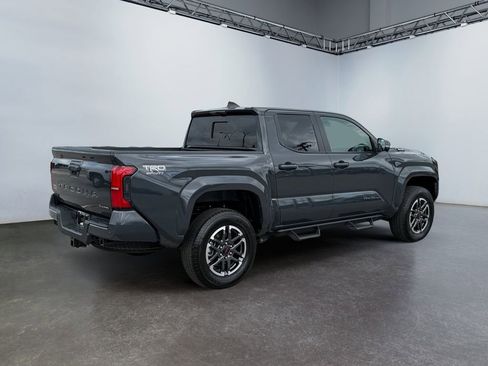Used 2025 Toyota Tacoma TRD Sport w/ TRD Sport Premium Package AWD/4WD image 3