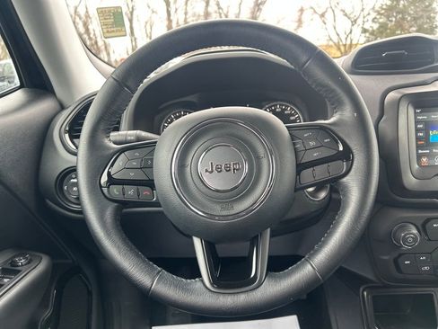 Used 2019 Jeep Renegade Altitude w/ Quick Order Package 2XM image 15