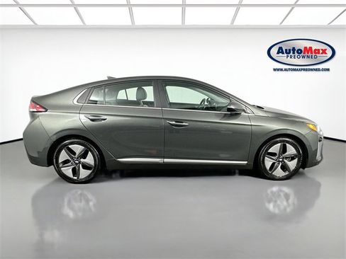 Used 2022 Hyundai Ioniq Limited image 10