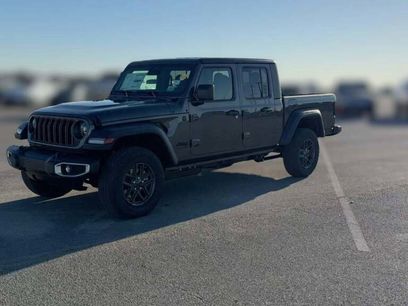 New 2026 Jeep Gladiator Sport