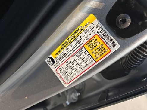 Used 2025 Ford F150 Lariat AWD/4WD image 14