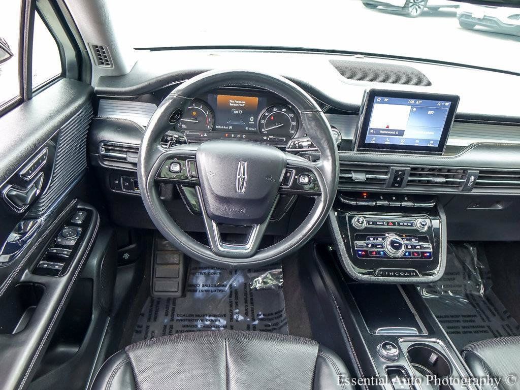 Used 2021 Lincoln Corsair AWD w/ Premium Package image 13