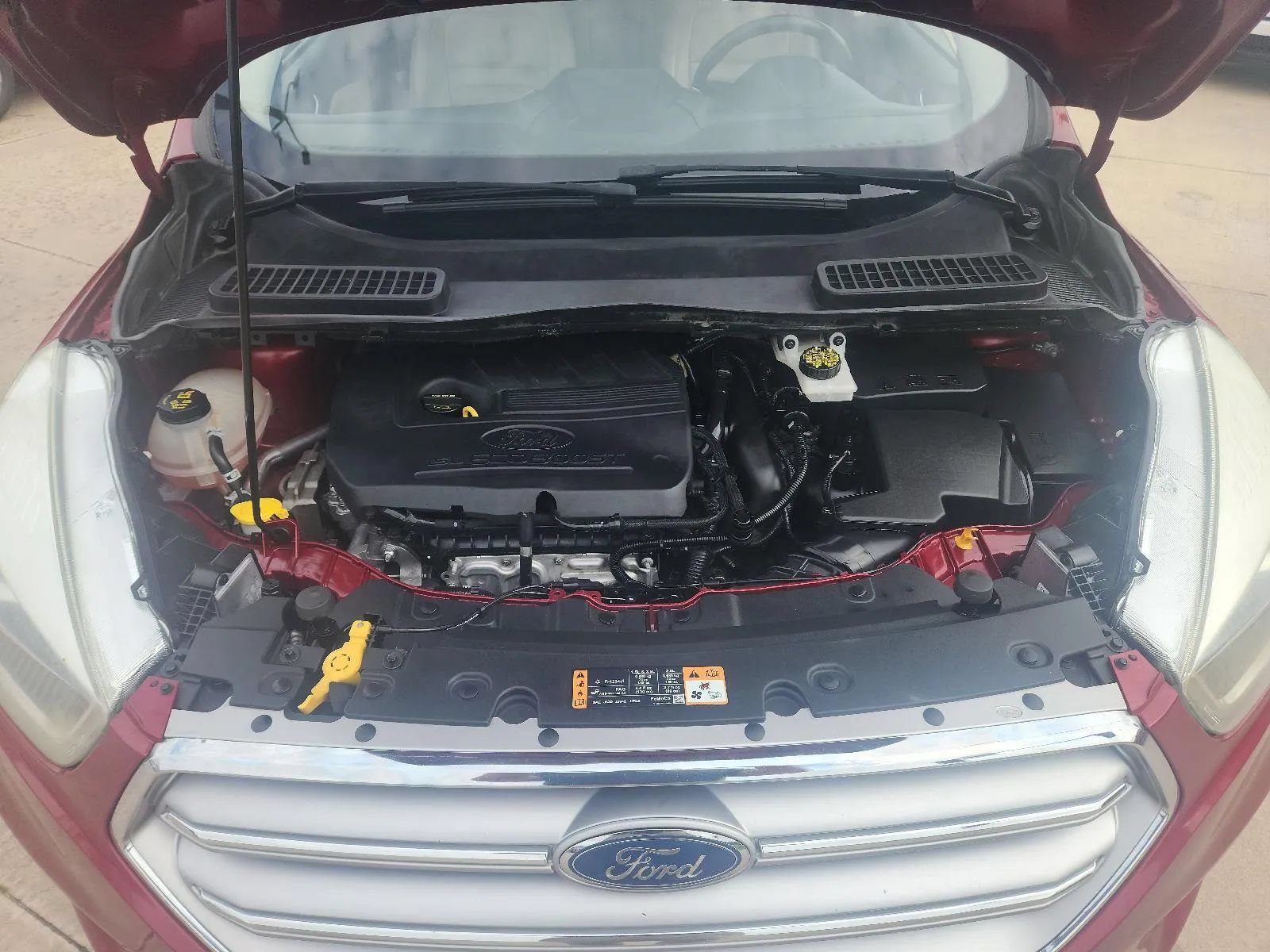 Used 2017 Ford Escape Titanium AWD/4WD image 10