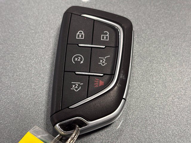 Used 2026 Cadillac Escalade Luxury AWD/4WD image 8