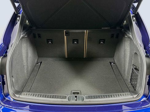 New 2026 Porsche Macan image 27