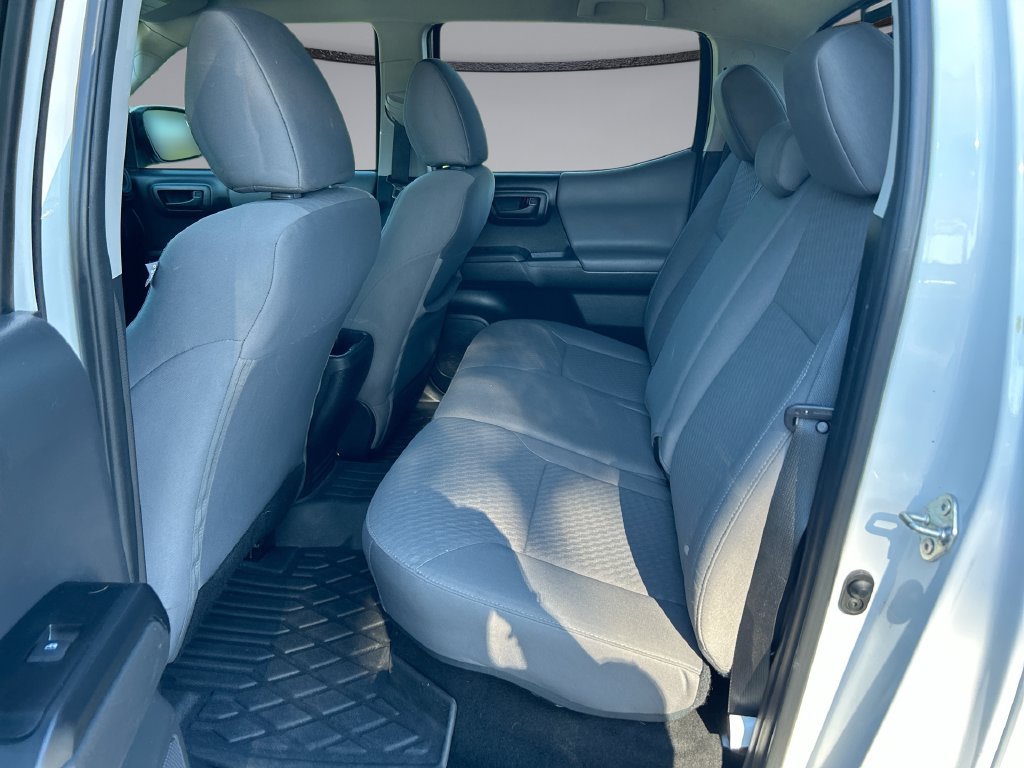 Used 2023 Toyota Tacoma SR AWD/4WD image 28