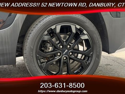 Used 2021 GMC Terrain SLT w/ Elevation Edition AWD/4WD image 10