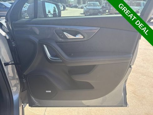 Used 2023 Chevrolet Blazer RS w/ Driver Confidence II Package FWD image 10