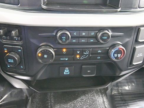 Used 2024 Ford F350 XLT w/ FX4 Off-Road Package image 23
