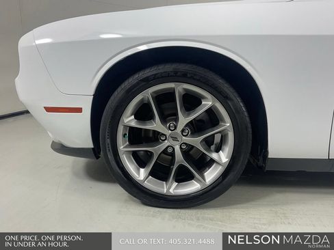 Used 2020 Dodge Challenger SXT w/ Plus Package RWD image 10