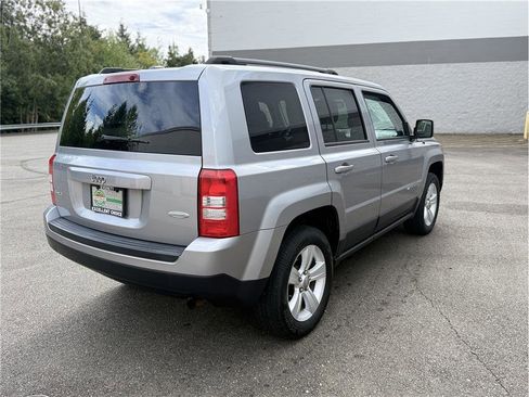 Used 2017 Jeep Patriot Latitude image 5