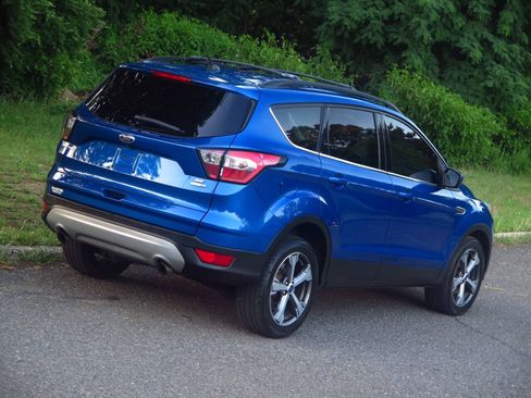 Used 2017 Ford Escape SE w/ Equipment Group 201A AWD/4WD image 25