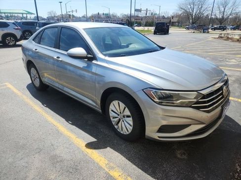 Used 2020 Volkswagen Jetta S image 3
