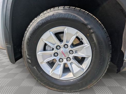 Used 2024 GMC Sierra 1500 SLE RWD image 9