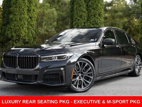 Used 2021 BMW 750i xDrive w/ Luxury Rear Seating Package AWD/4WD image 1