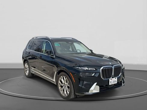 Used 2023 BMW X7 xDrive40i AWD/4WD image 4