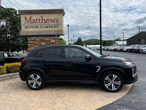 Used 2024 Mitsubishi Outlander Sport SE AWD/4WD image 4
