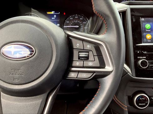 Used 2023 Subaru Crosstrek 2.0i Premium image 47