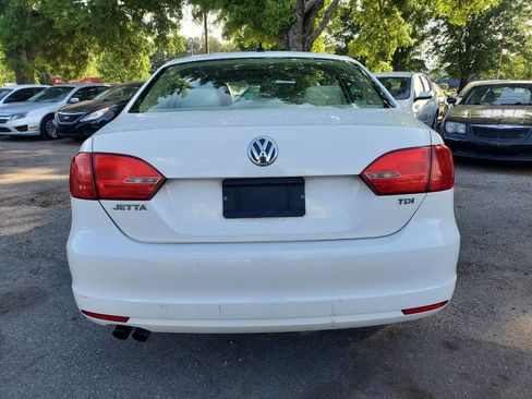 Used 2012 Volkswagen Jetta TDI image 6