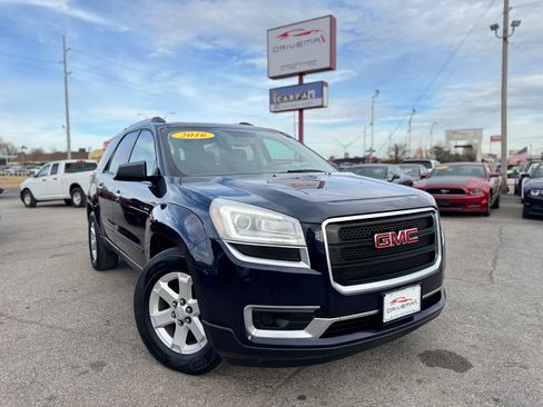 Used 2016 GMC Acadia SLE image 1
