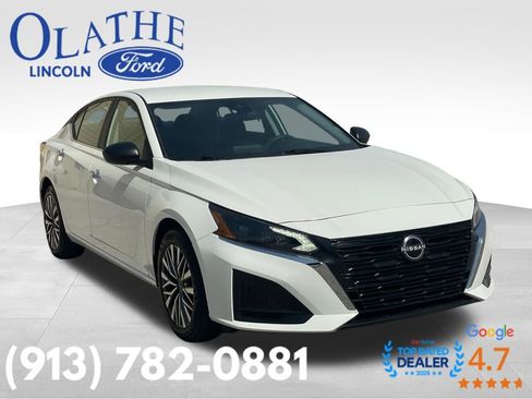 Used 2025 Nissan Altima 2.5 SV image 7
