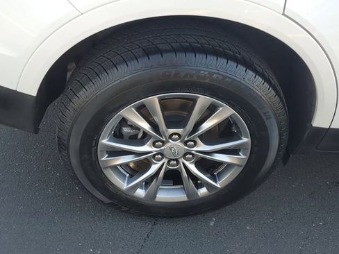 Certified 2023 Cadillac XT5 Premium Luxury image 6