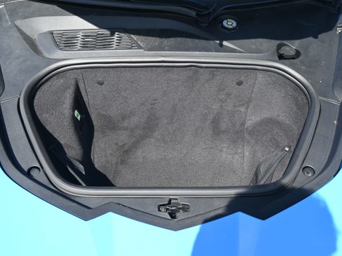 Used 2021 Chevrolet Corvette Stingray Preferred Cpe w/ Z51 Performance Package image 6