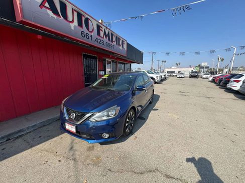 Used 2018 Nissan Sentra SR image 2