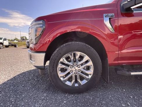 Used 2024 Ford F150 Lariat w/ Equipment Group 502A High AWD/4WD image 11