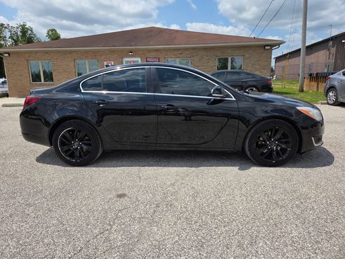 Used 2015 Buick Regal Premium w/ Experience Buick Package FWD image 4