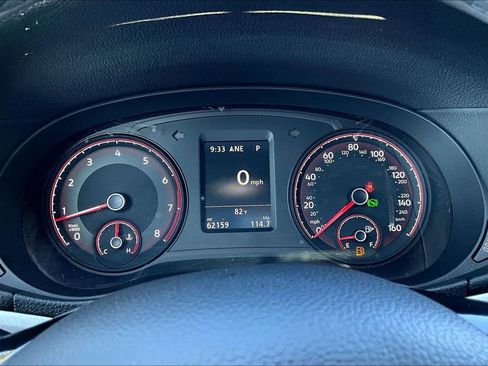 Used 2022 Volkswagen Passat 2.0T SE image 12