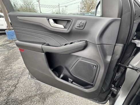 Used 2023 Ford Escape Active w/ Tech Pack #2 image 25