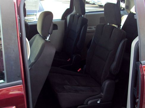 Used 2017 Dodge Grand Caravan SE w/ Power Window Group image 15