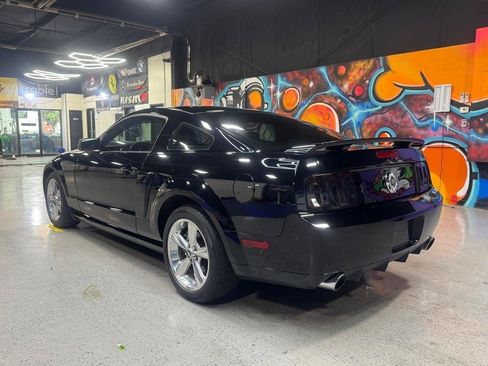Used 2007 Ford Mustang GT Premium RWD image 3