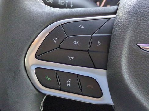 New 2026 Chrysler Pacifica Select AWD/4WD image 26