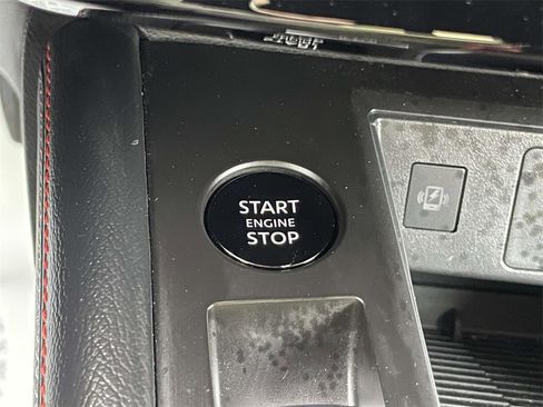 Certified 2025 Nissan Kicks SR w/ Illumination Package image 29