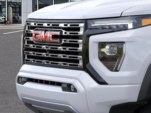 New 2026 GMC Canyon Denali AWD/4WD image 14