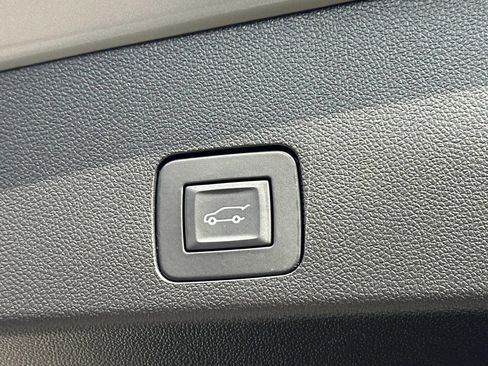 Used 2024 Buick Encore GX Avenir FWD image 7