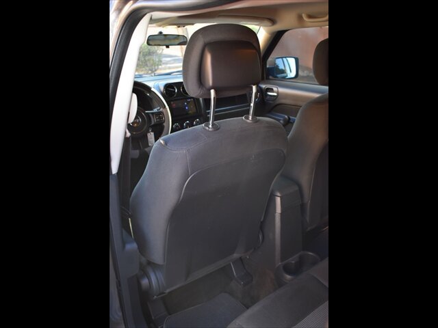 Used 2015 Jeep Patriot Sport FWD image 19
