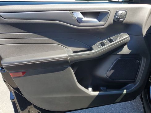 Used 2024 Ford Escape Active w/ Tech Pack #2 AWD/4WD image 24