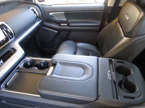 Certified 2025 Ford Expedition Max Platinum AWD/4WD image 20