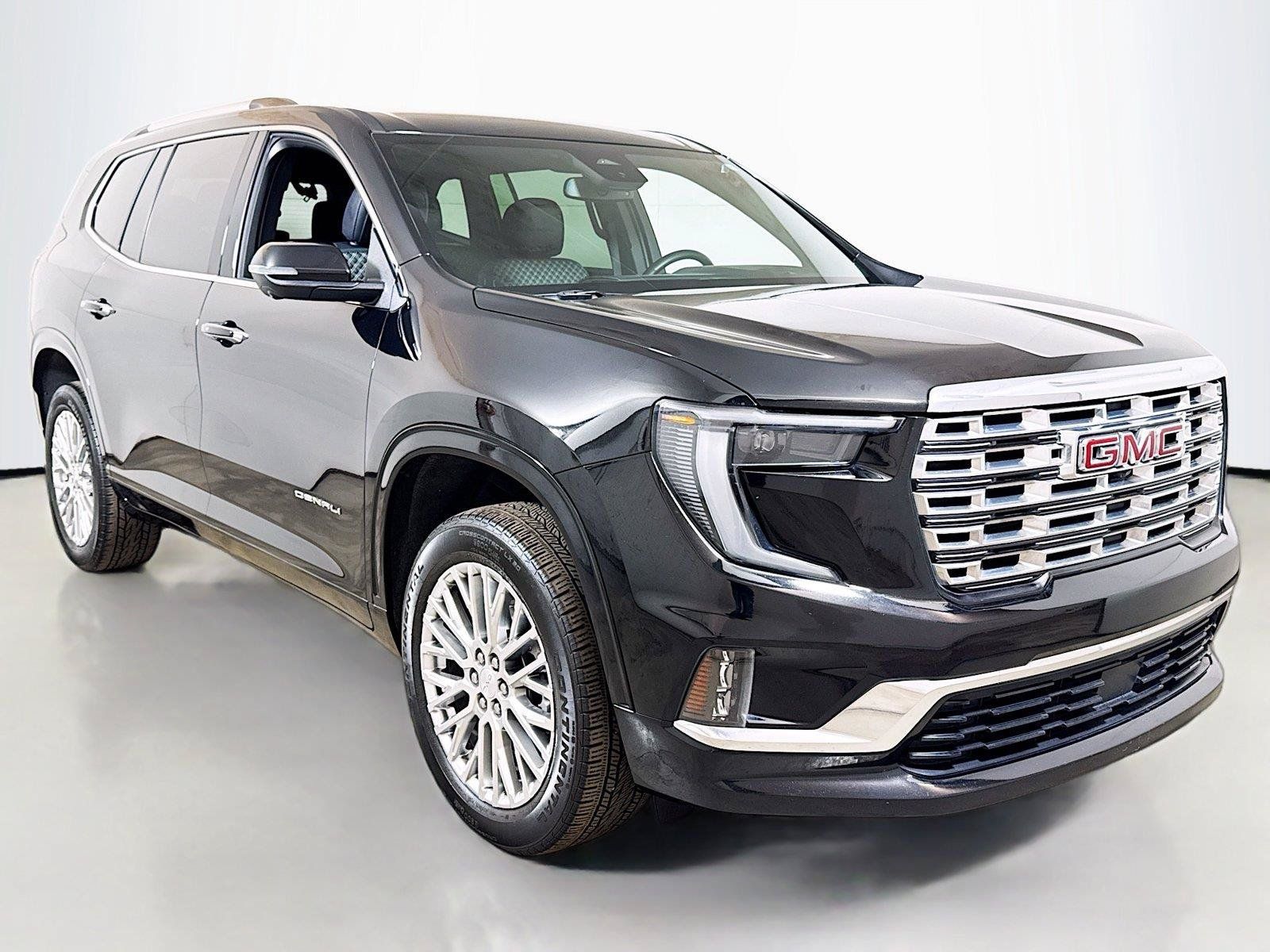 Used 2024 GMC Acadia Denali w/ LPO, Floor Liner Package AWD/4WD image 3